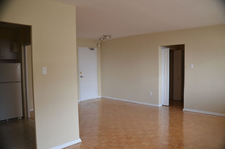 Open Concept three bedroom apartment near Keele & Wilson - Humber River Apartments